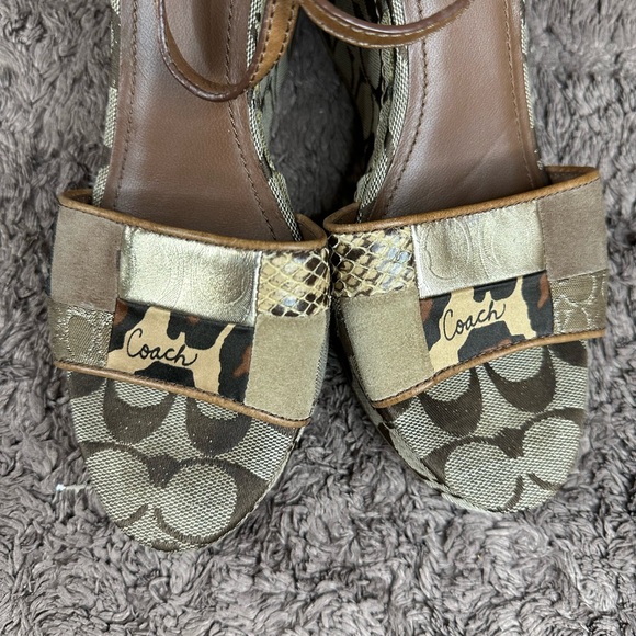 Coach Heels - Picture 6 of 8